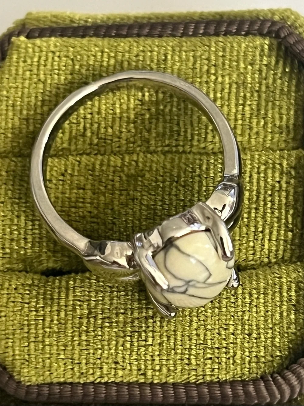 Elegant/ Classic Titanium Steel White w/ Black Marble Design Ring Size 9 NWT